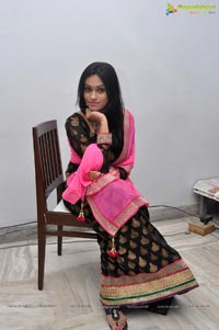 Geetha Bhagat Photos