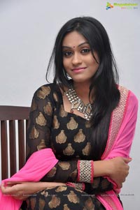 Geetha Bhagat Photos