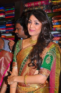 Kajal at Chennai Shopping Mall