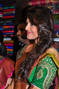 Kajal at Chennai Shopping Mall