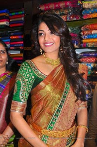 Kajal at Chennai Shopping Mall