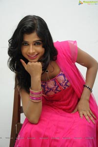 Oka Hindu Oka Muslim Heroine Pallavi Sreshtha Photos