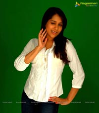 Rashmi Gautam Hot Photos