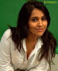 Rashmi Gautam Hot Photos