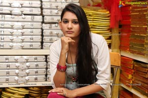 Heroine Shweta Jadhav