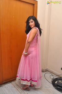 Telugu TV Artist Sravani Photos