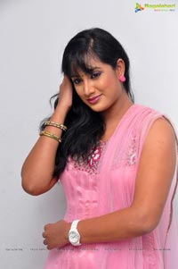 Telugu TV Artist Sravani Photos