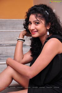 Telugu Heroine Vishnu Priya