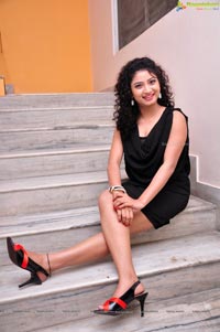 Telugu Heroine Vishnu Priya