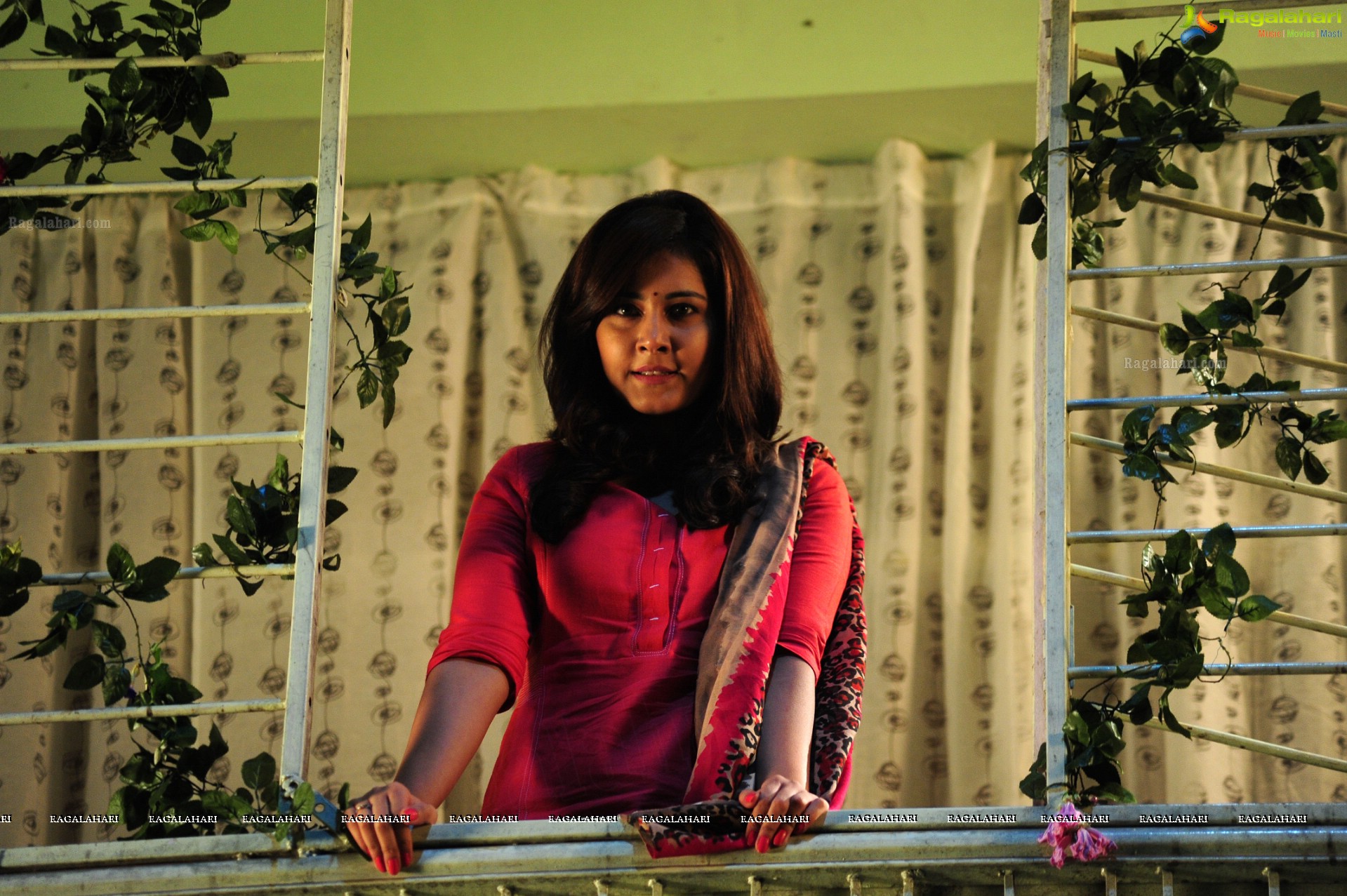 Beautiful Rashi Khanna in Red Dress HD Photos