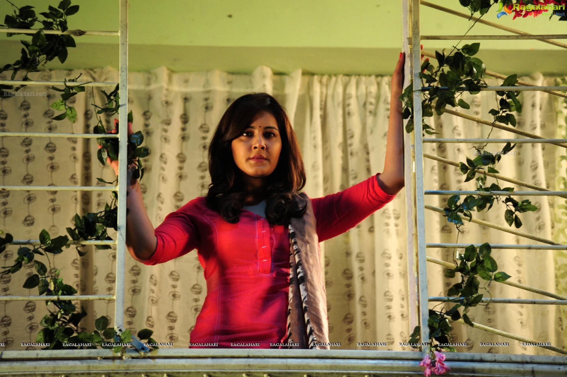 Beautiful Rashi Khanna in Red Dress HD Photos