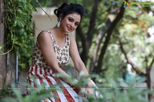 Madirakshi Mundle