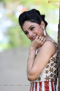 Madirakshi Mundle