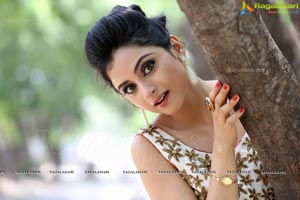 Madirakshi Mundle