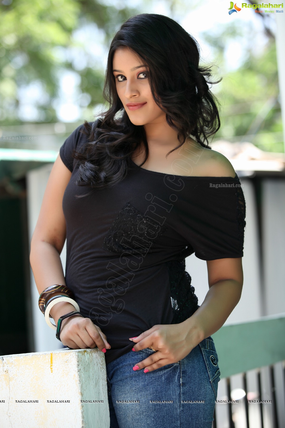 Priya Anduluri (Exclusive)