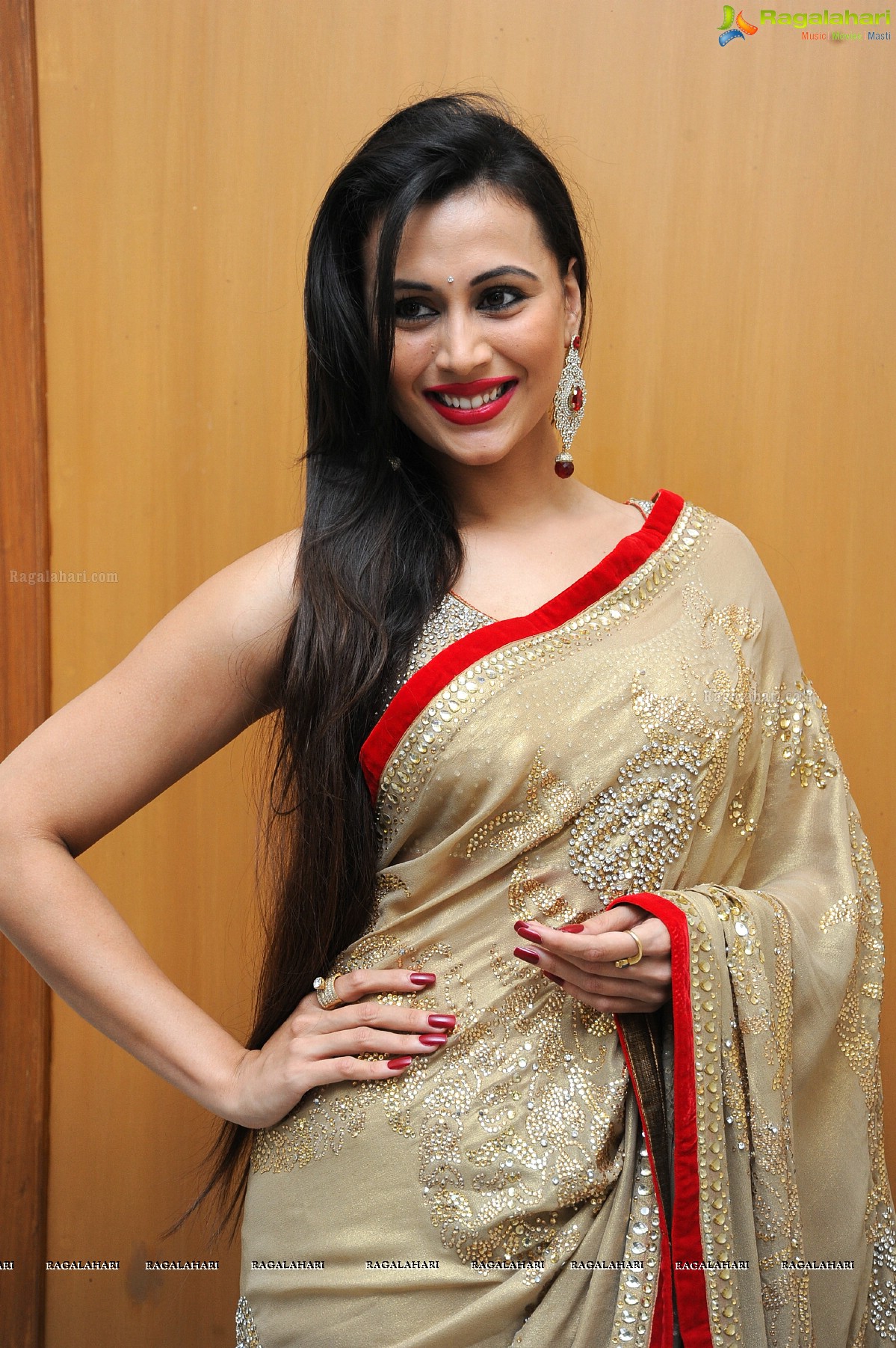 Simran Kapoor