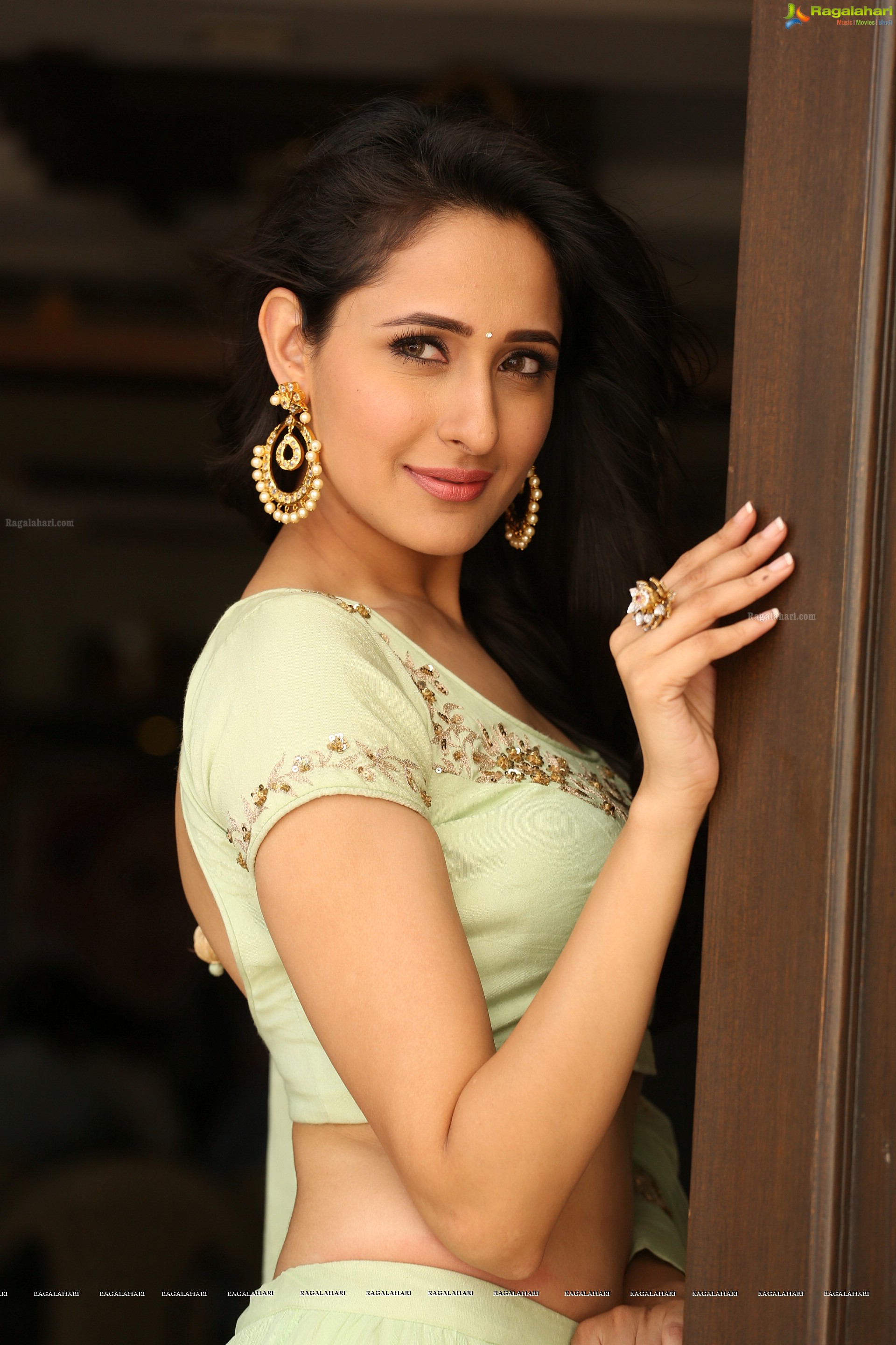 Pragya Jaiswal - HD Gallery