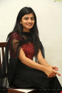 Anandhi HD Photos