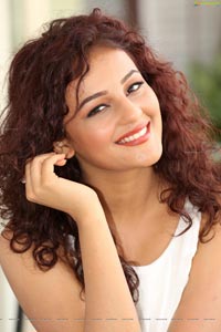 Seerat Kapoor Photos