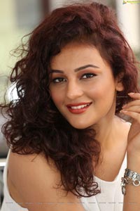 Seerat Kapoor Photos