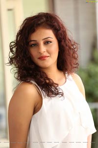 Seerat Kapoor Photos