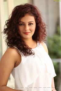 Seerat Kapoor Photos