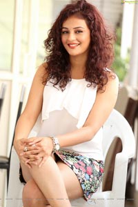 Seerat Kapoor Photos