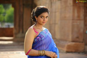 Swathi HD Stills