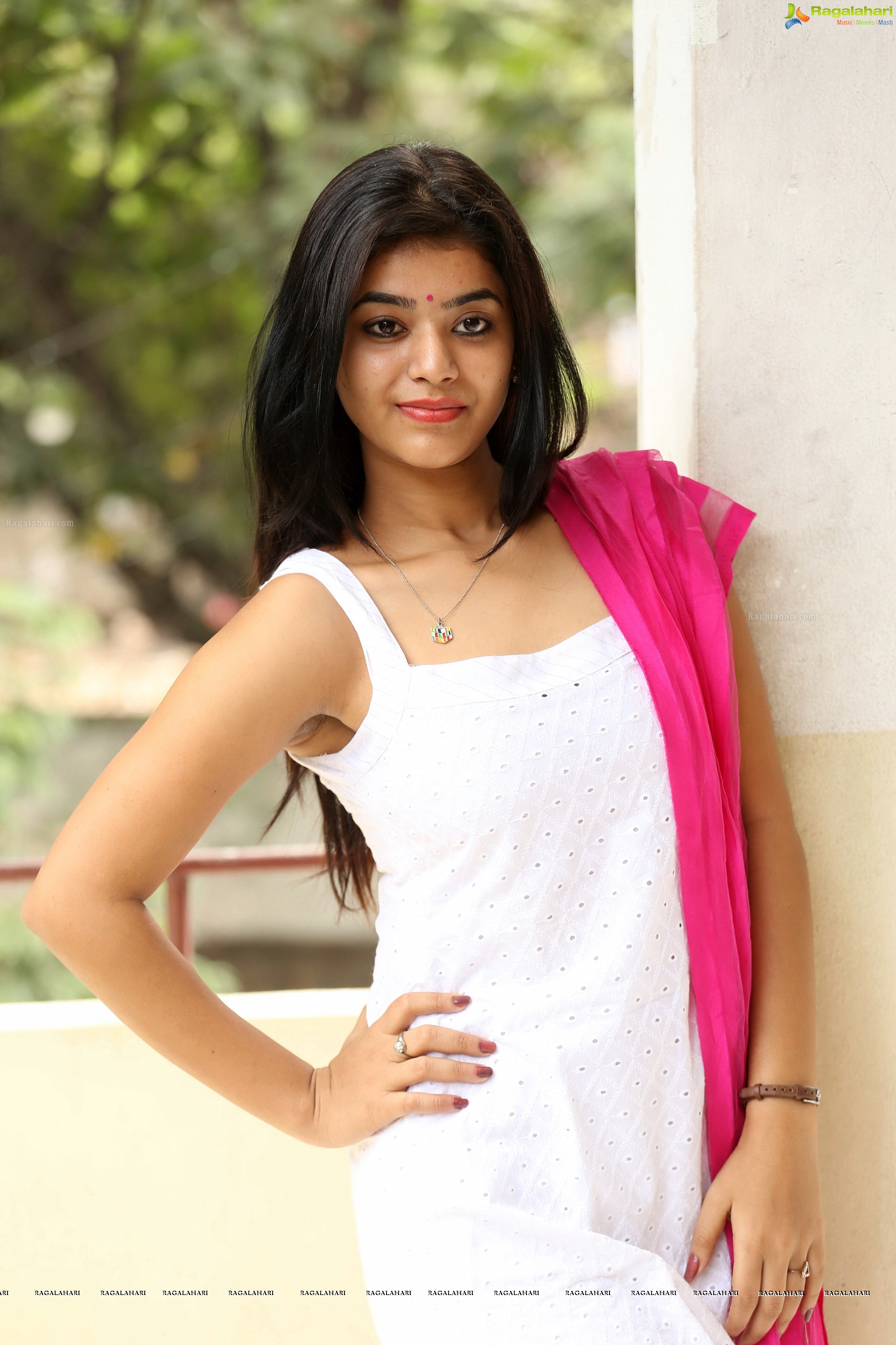 Yamini Bhaskar (High Definition)