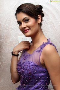 Angela Kumar Photos