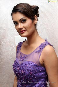 Angela Kumar Photos