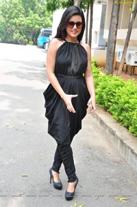 Mishti Chakraborty Photos