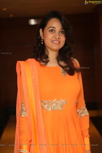 Nisha Kothari HQ Photos