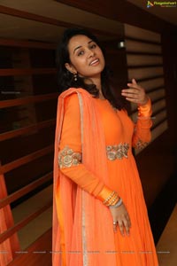 Nisha Kothari HQ Photos