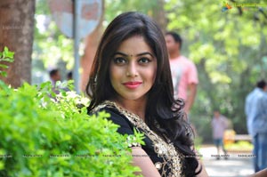 Poorna HQ Photos