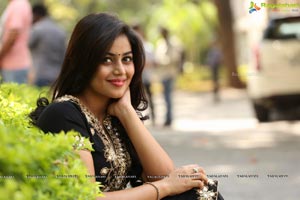 Poorna HQ Photos