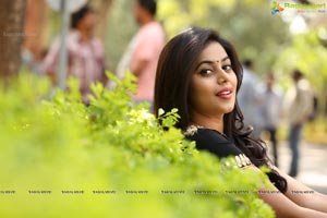 Poorna HQ Photos