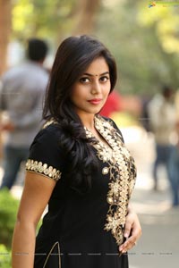 Poorna HQ Photos