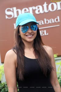 Regina Cassandra at Run for Charity