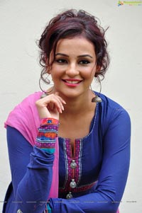 Seerat Kapoor Photos