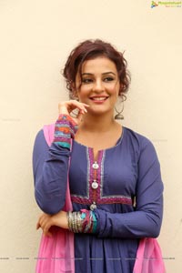 Seerat Kapoor Photos