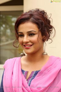 Seerat Kapoor Photos