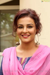 Seerat Kapoor Photos