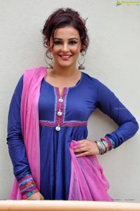 Seerat Kapoor Photos