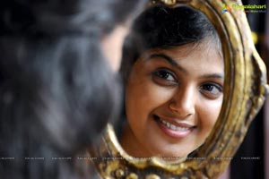 Monal Gajjar