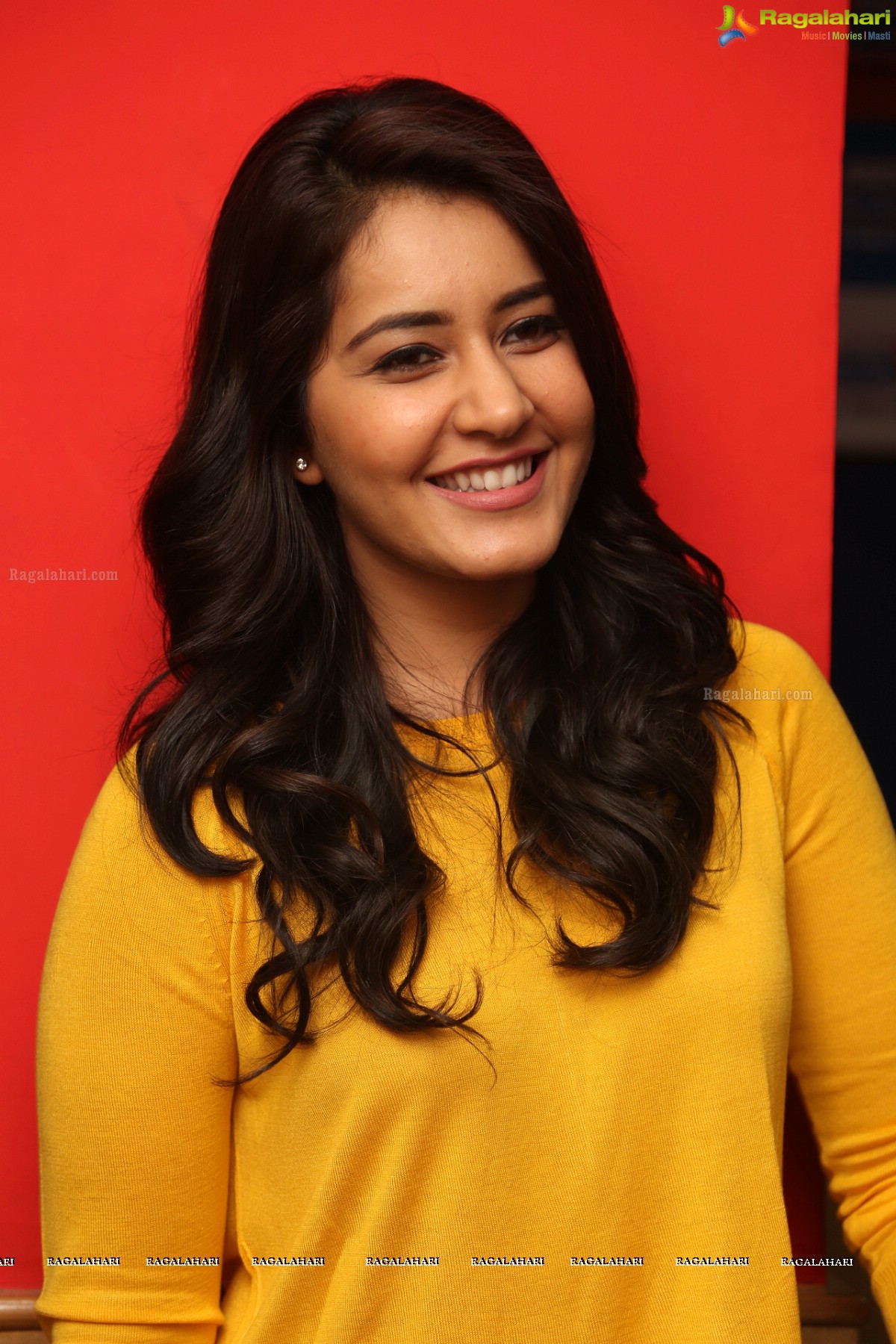 Raashi Khanna at Bengal Tiger App Launch Photos