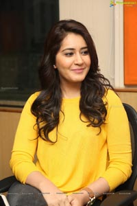 Raashi Khanna Photos