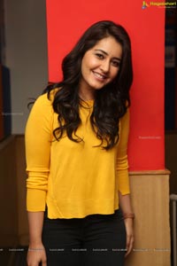 Raashi Khanna Photos